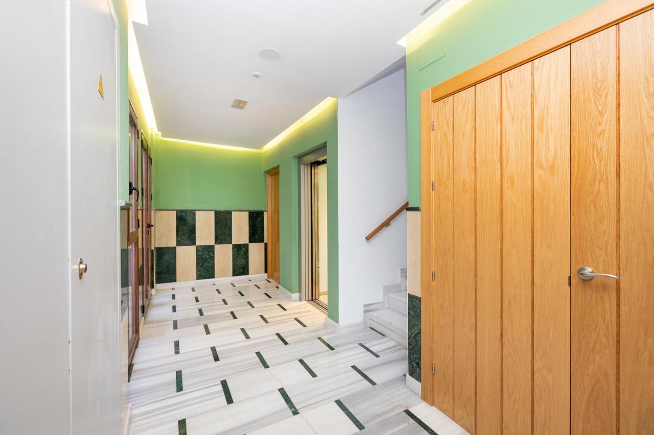 Grace Apartments - 3 Bedroom City Centre Granada Eksteriør billede